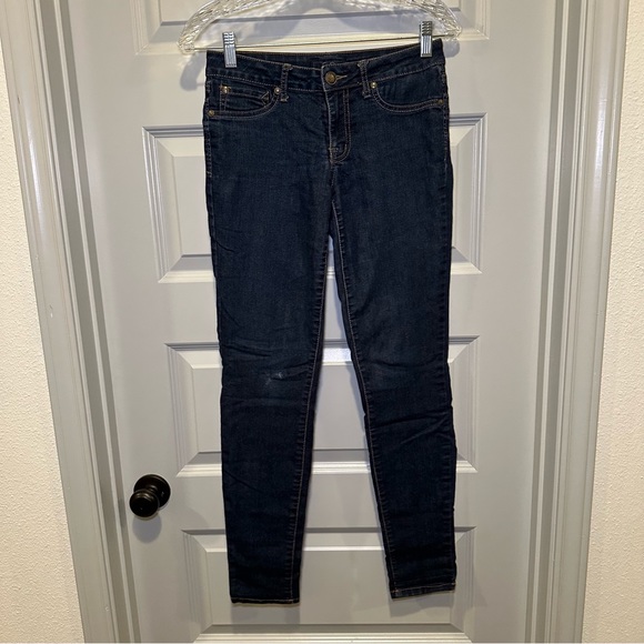 Jessica Simpson Dark Wash Denim Kiss Me Jegging size 27 - Picture 1 of 11